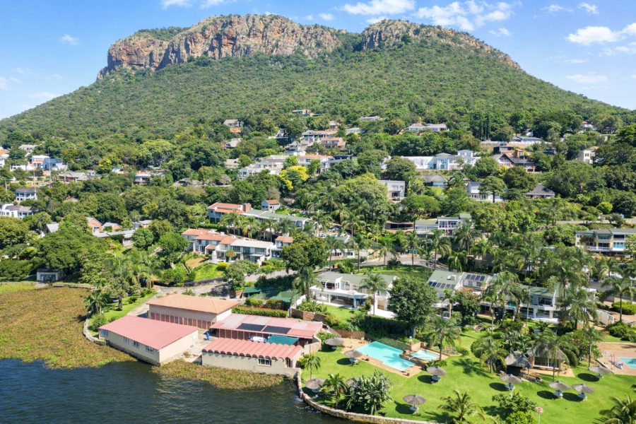 3 Bedroom Property for Sale in Kosmos North West